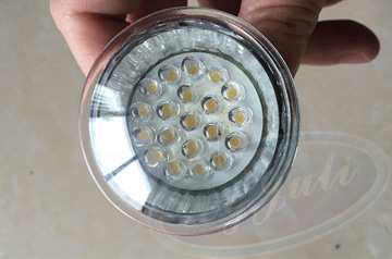 透明塑料粘接，選錯膠水很煩惱？為何不來聚力膠業(yè)看看