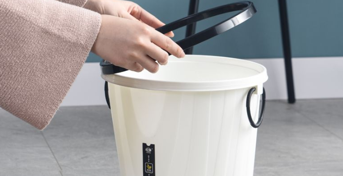 用瞬間膠搞定垃圾桶扣接圈,高效又可靠